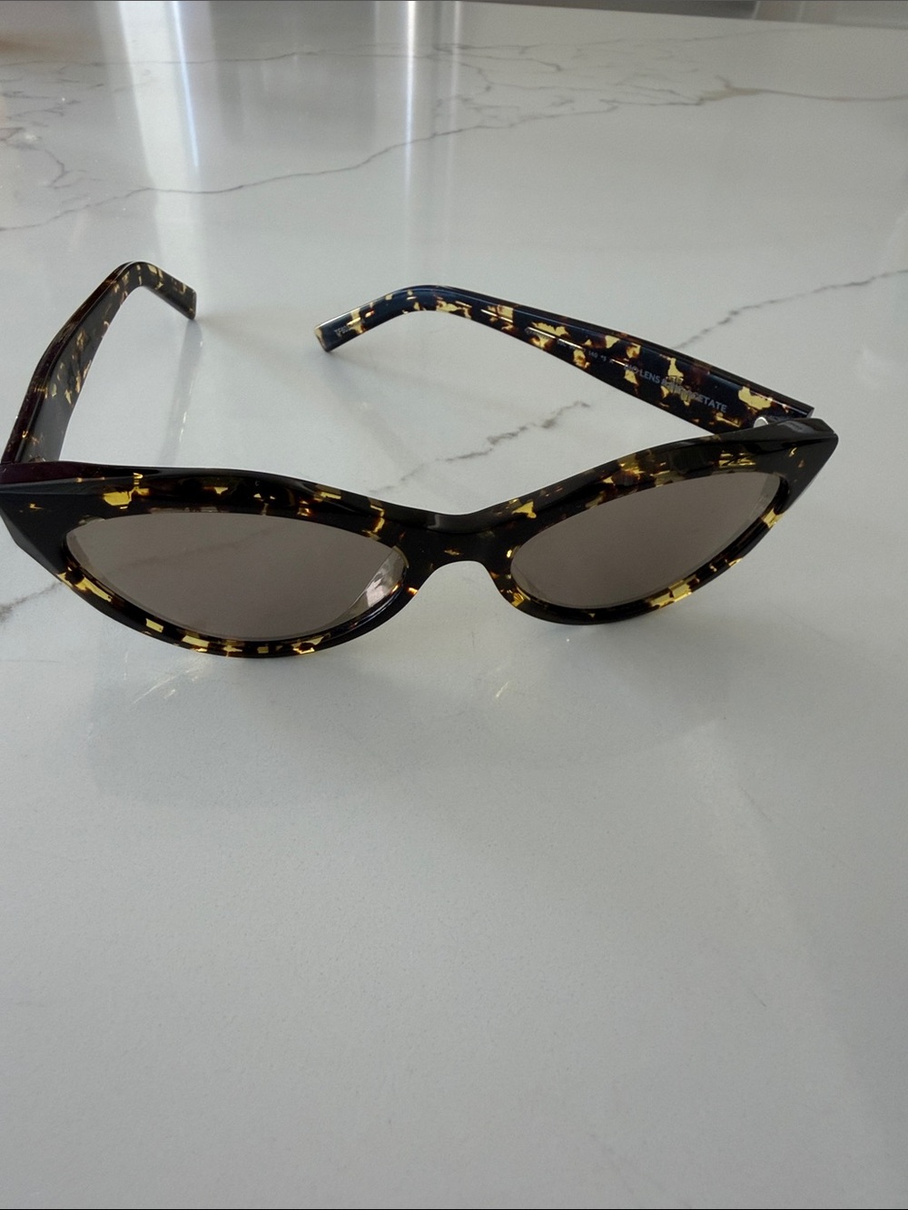 Givenchy mirror lens Tortoiseshell Cat Eye Sunglasses - Black & Gold